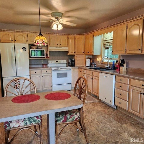 Tiny photo for 6999 E Tee Trail, Syracuse, IN 46567 (MLS # 202644908)