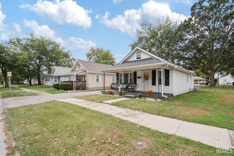 Tiny photo for 1323 S DELPHOS Street, Kokomo, IN 46902 (MLS # 202642329)