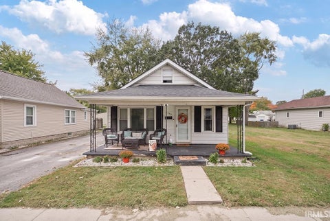 Photo of 1323 S DELPHOS Street, Kokomo, IN 46902 (MLS # 202642329)