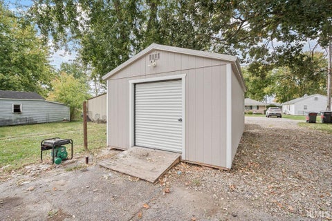Tiny photo for 1323 S DELPHOS Street, Kokomo, IN 46902 (MLS # 202642329)