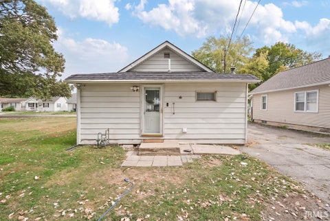 Tiny photo for 1323 S DELPHOS Street, Kokomo, IN 46902 (MLS # 202642329)