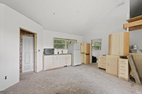 Tiny photo for 6709 E South Barbee Drive, Pierceton, IN 46562 (MLS # 202634775)