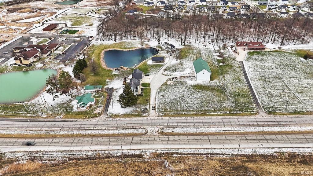 Photo of 14034 Lima Road, Fort Wayne, IN 46818 (MLS # 202610111)