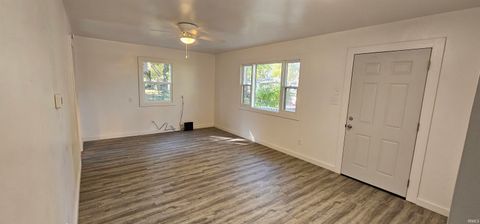 Tiny photo for 4423 Bowser Avenue, Fort Wayne, IN 46806 (MLS # 202541248)