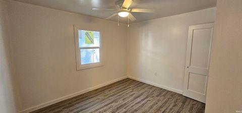 Tiny photo for 4423 Bowser Avenue, Fort Wayne, IN 46806 (MLS # 202541248)