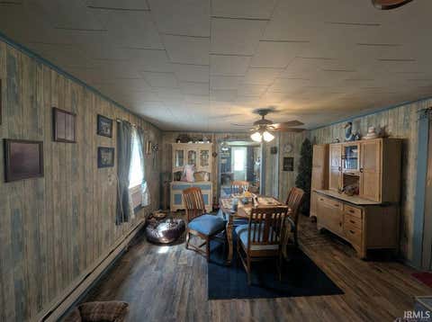Tiny photo for 47 E 15th Street, Vincennes, IN 47591 (MLS # 202635096)