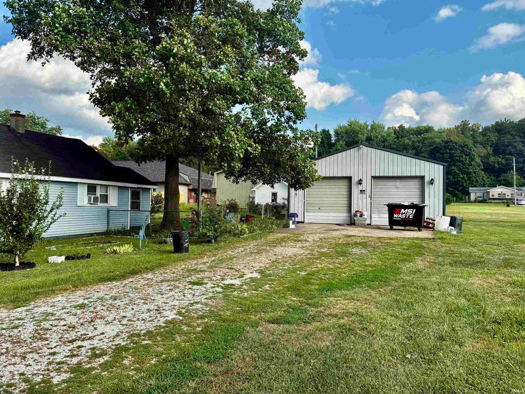 Photo of 47 E 15th Street, Vincennes, IN 47591 (MLS # 202635096)