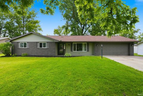 Photo of 6016 Arlene Avenue, Fort Wayne, IN 46816 (MLS # 202624729)