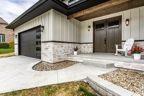 Tiny photo for 1539 S Coleman Court, Bloomington, IN 47401 (MLS # 202611193)