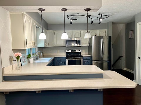 Tiny photo for 1153 W 13th Street, Jasper, IN 47546 (MLS # 202619331)