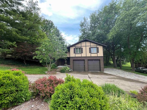 Tiny photo for 1153 W 13th Street, Jasper, IN 47546 (MLS # 202619331)