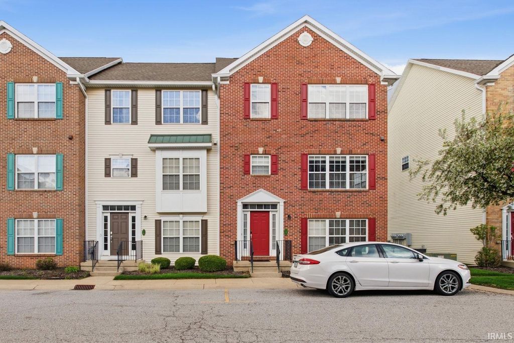 Photo of 127 Clancey Street, South Bend, IN 46637 (MLS # 202613502)