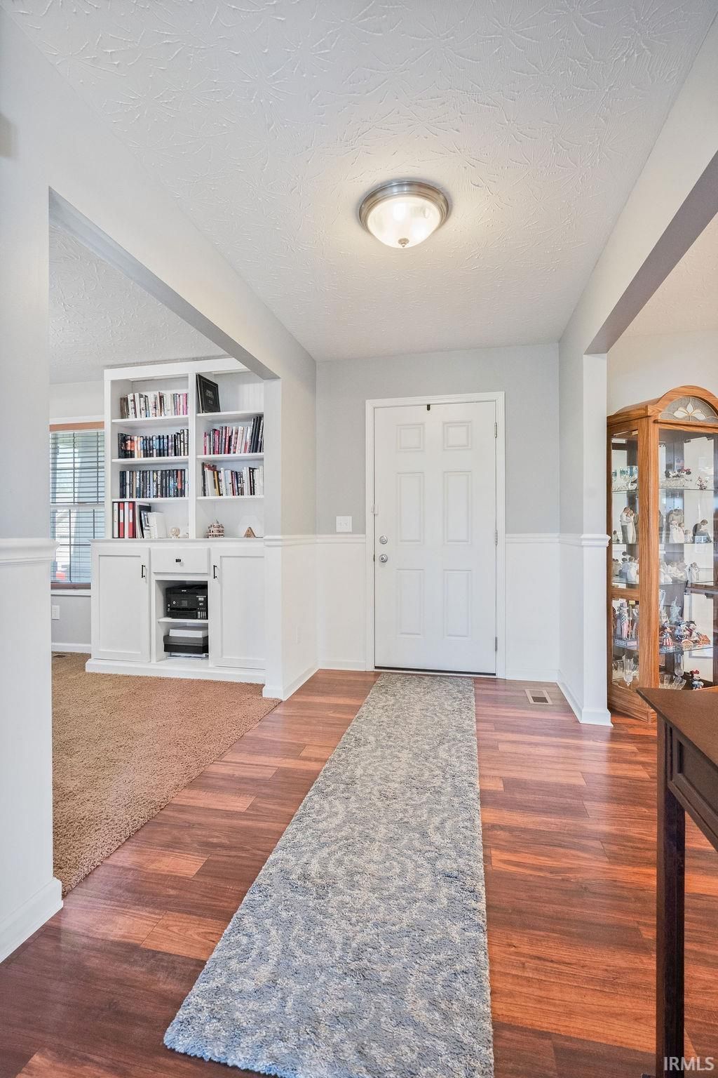 Photo of 1625 FOXHAVEN Drive, Kokomo, IN 46902 (MLS # 202614319)