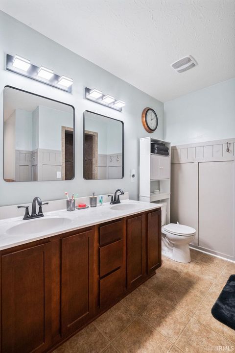 Tiny photo for 1625 FOXHAVEN Drive, Kokomo, IN 46902 (MLS # 202614319)