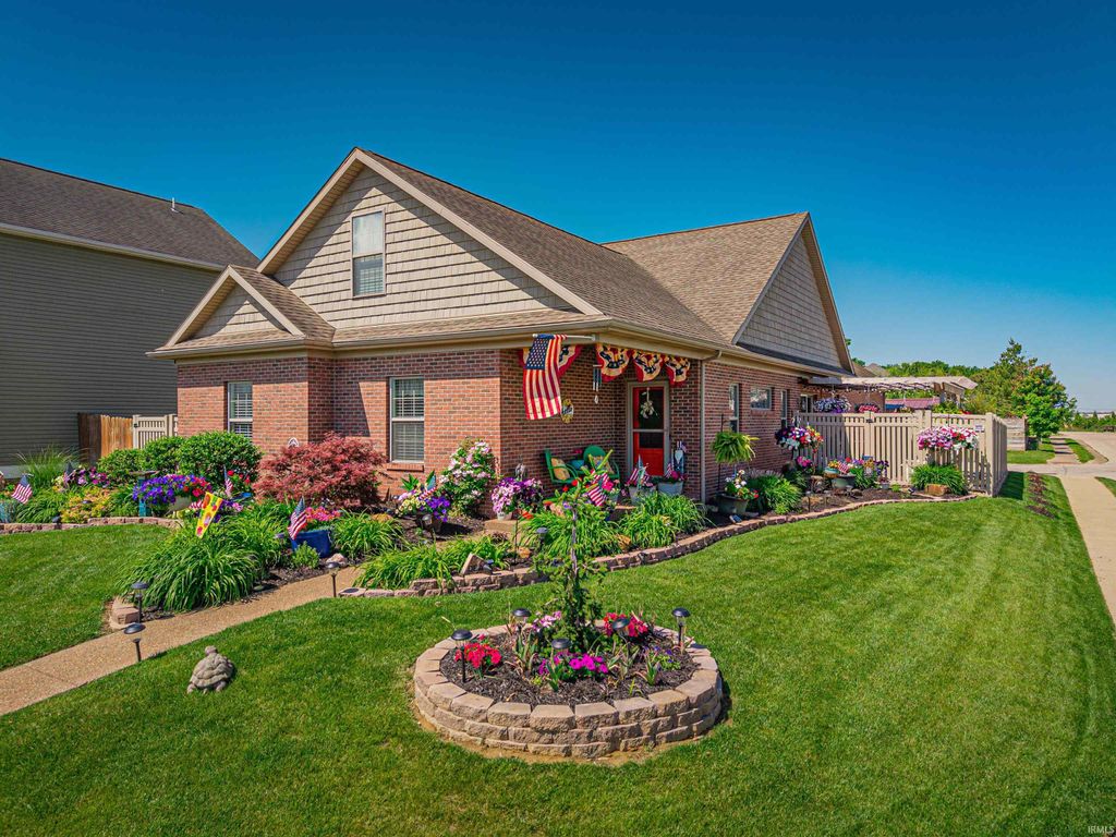 Photo of 15508 Shakespeare Drive, Evansville, IN 47725 (MLS # 202618098)