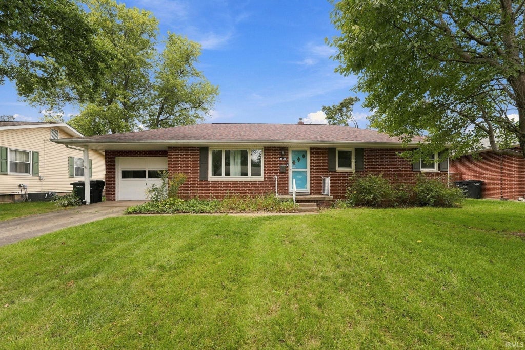 Photo of 2536 Whitehall Drive, Lafayette, IN 47909 (MLS # 202639966)