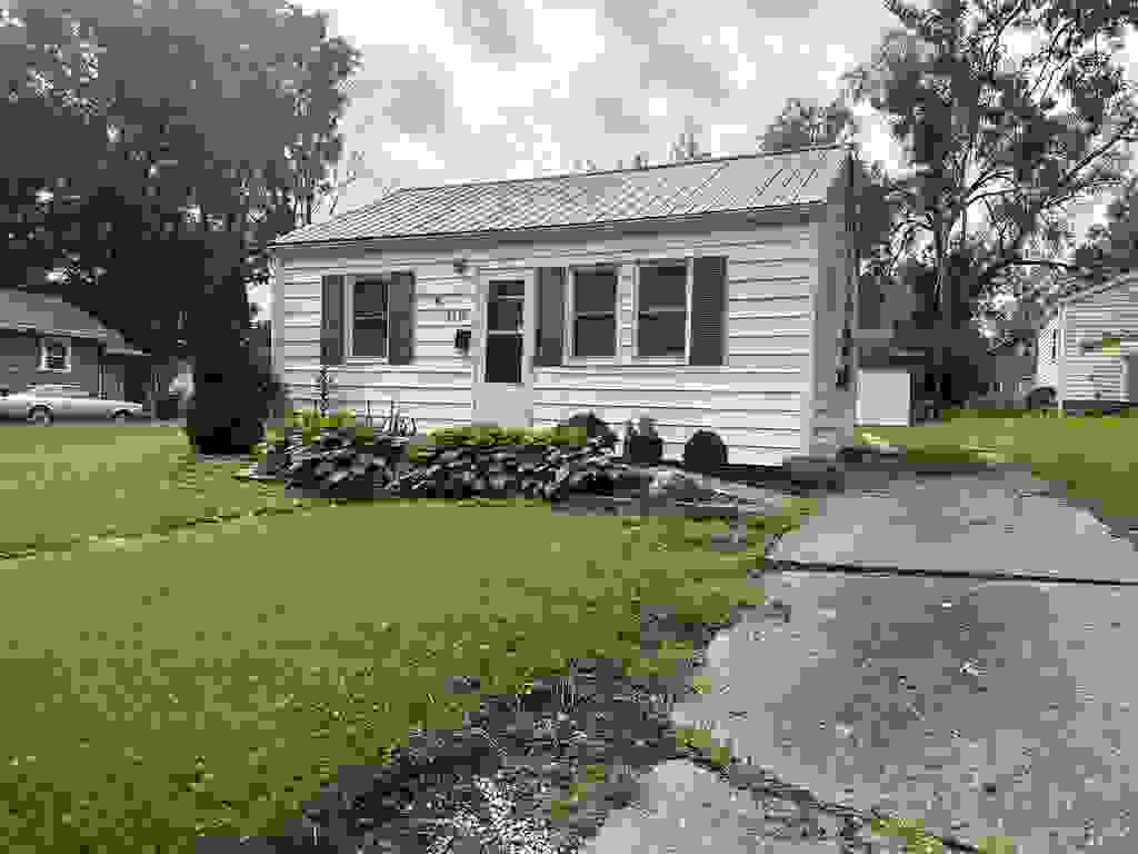 Photo of 3430 Harvester Avenue, Fort Wayne, IN 46803 (MLS # 202633980)