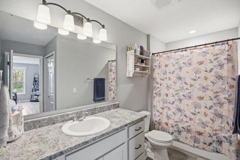 Tiny photo for 595 HIGHFIELDS Cove, Fort Wayne, IN 46845 (MLS # 202615467)