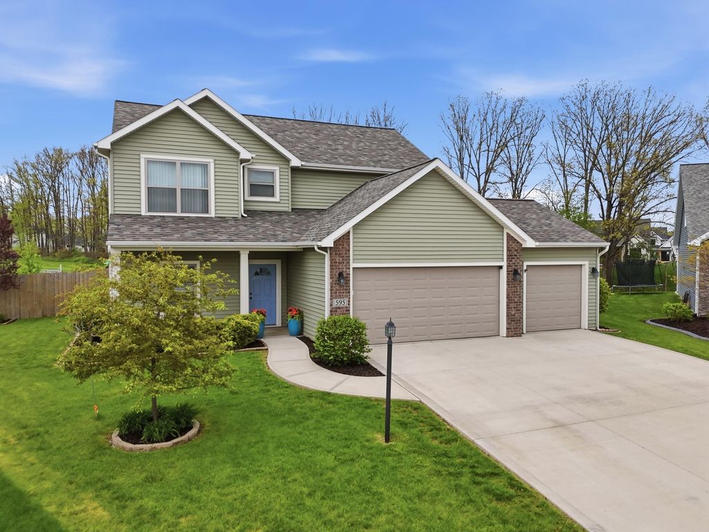 Photo of 595 HIGHFIELDS Cove, Fort Wayne, IN 46845 (MLS # 202615467)