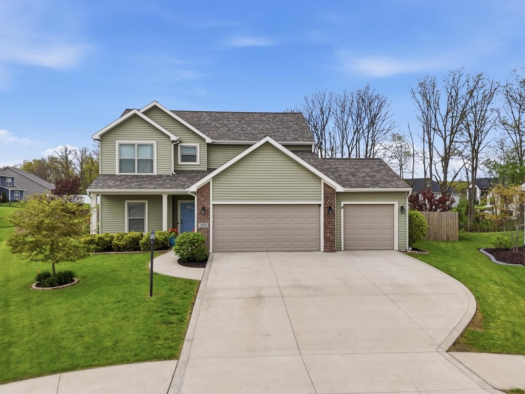 Photo of 595 HIGHFIELDS Cove, Fort Wayne, IN 46845 (MLS # 202615467)