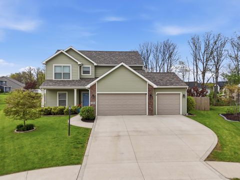 Photo of 595 HIGHFIELDS Cove, Fort Wayne, IN 46845 (MLS # 202615467)