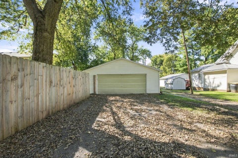 Tiny photo for 323 E Madison Street, Delphi, IN 46923 (MLS # 202641345)