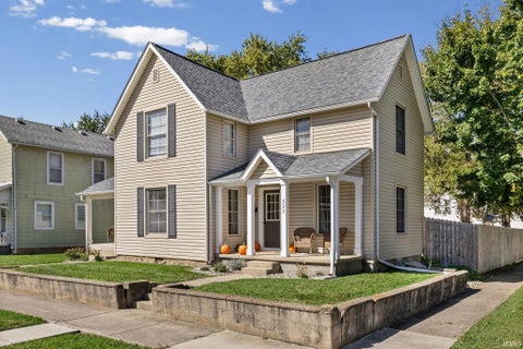 Tiny photo for 323 E Madison Street, Delphi, IN 46923 (MLS # 202641345)