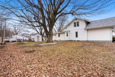 Tiny photo for 110 N Main Street, Macy, IN 46951 (MLS # 202605523)