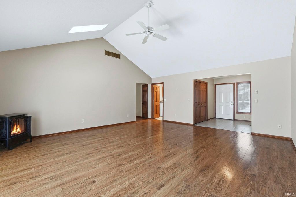 Photo of 4118 Stillwood Drive, Fort Wayne, IN 46815 (MLS # 202602303)