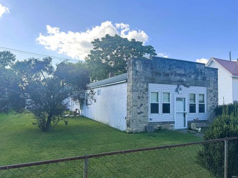 705 S Grace Avenue Crawfordsville IN 47933