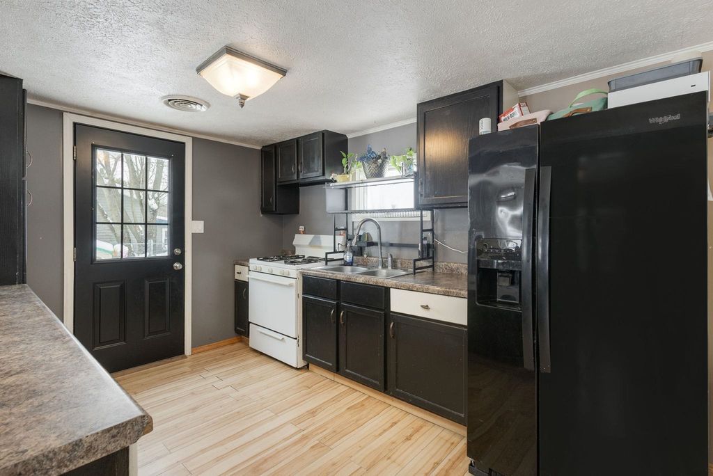 Photo of 53122 Stryker Street, Elkhart, IN 46514 (MLS # 202548732)