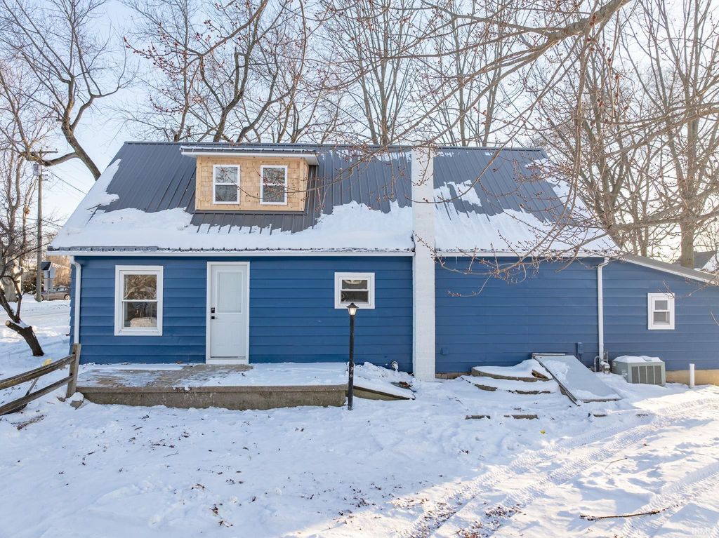 Photo of 308 S Pine Street, Akron, IN 46910 (MLS # 202602209)