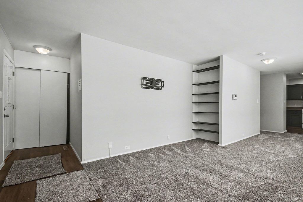 Photo of 733 Sylvan Lane, South Bend, IN 46619 (MLS # 202606113)