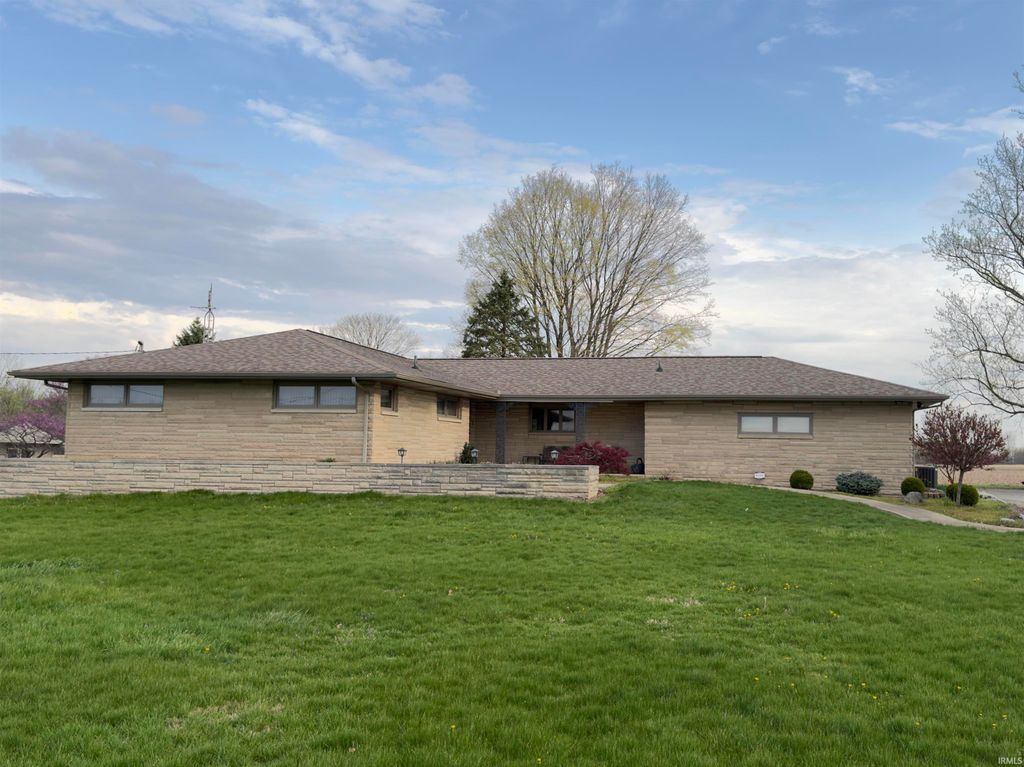 Photo of 8700 W CR 600 S, Daleville, IN 47334 (MLS # 202616703)