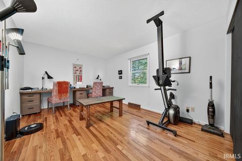 Tiny photo for 2160 S Ridgeview Road, Logansport, IN 46947 (MLS # 202541596)