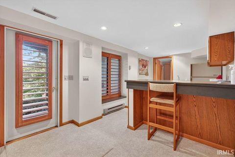 Tiny photo for 2160 S Ridgeview Road, Logansport, IN 46947 (MLS # 202541596)