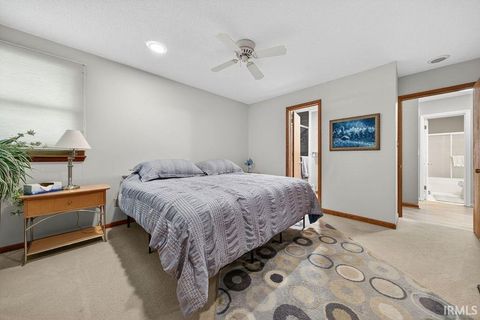 Tiny photo for 2160 S Ridgeview Road, Logansport, IN 46947 (MLS # 202541596)