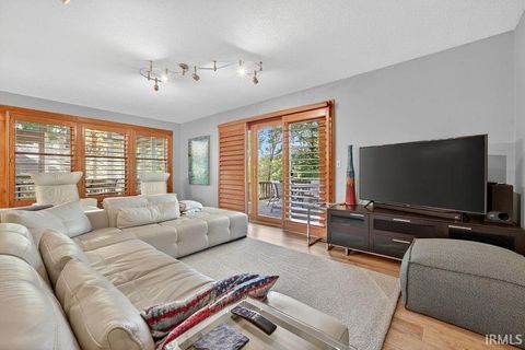 Tiny photo for 2160 S Ridgeview Road, Logansport, IN 46947 (MLS # 202541596)