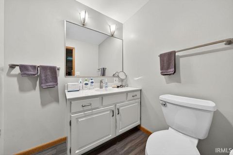 Tiny photo for 2160 S Ridgeview Road, Logansport, IN 46947 (MLS # 202541596)