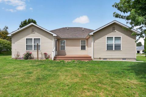 Tiny photo for 302 Hampshire Drive, Logansport, IN 46947 (MLS # 202623462)