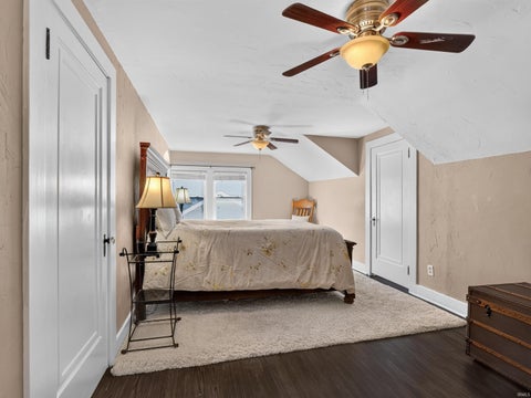 Tiny photo for 2013 Curdes Avenue, Fort Wayne, IN 46805 (MLS # 202637763)
