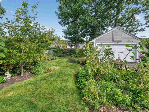 Tiny photo for 2013 Curdes Avenue, Fort Wayne, IN 46805 (MLS # 202637763)