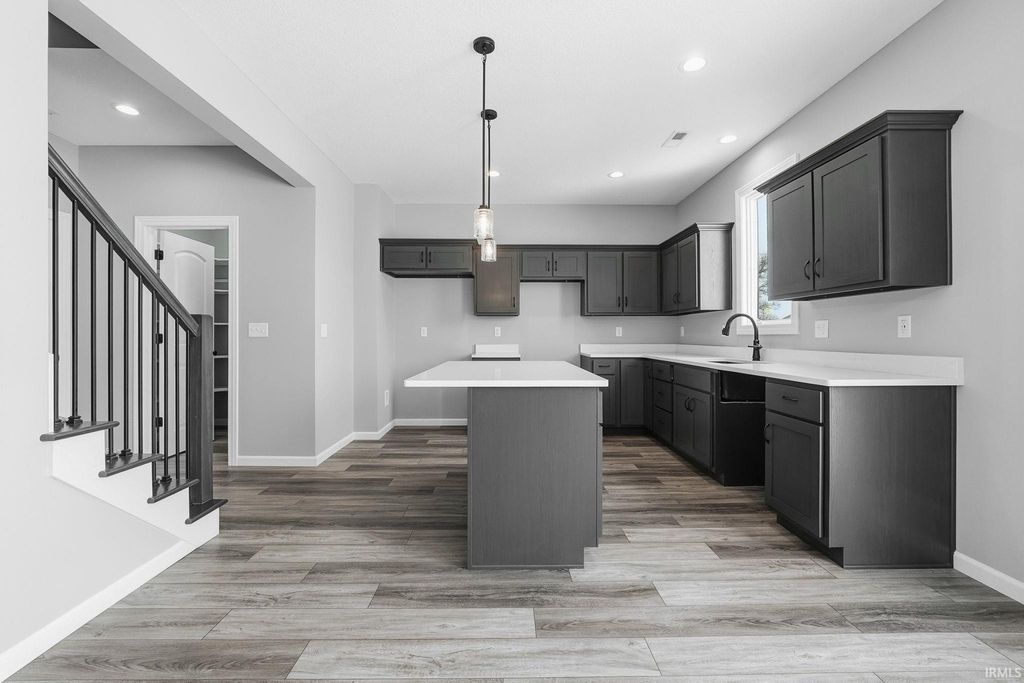 Photo of 1414 Marsh Deer Run, Huntertown, IN 46748 (MLS # 202604546)