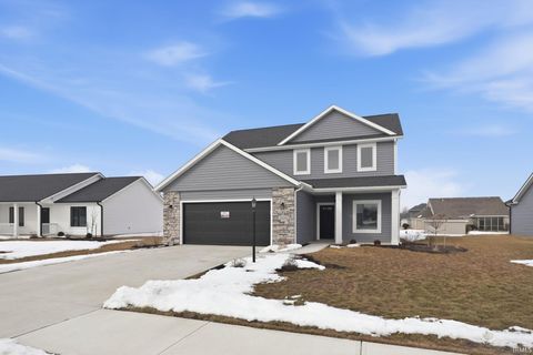 Photo of 1414 Marsh Deer Run, Huntertown, IN 46748 (MLS # 202604546)