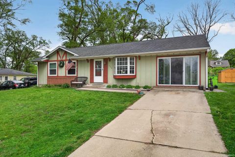 Tiny photo for 420 Coles Street, Logansport, IN 46947 (MLS # 202615670)