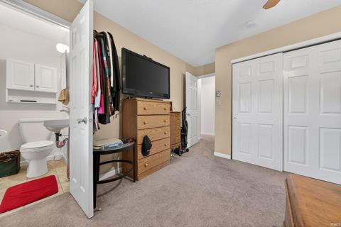 Tiny photo for 420 Coles Street, Logansport, IN 46947 (MLS # 202615670)