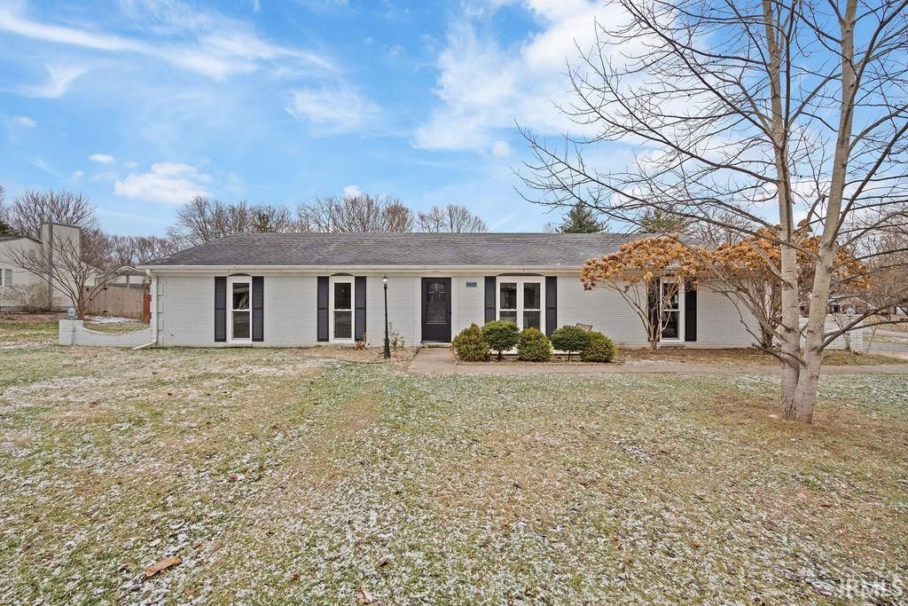 Photo of 4607 STRATFORD Drive, Kokomo, IN 46901 (MLS # 202606144)