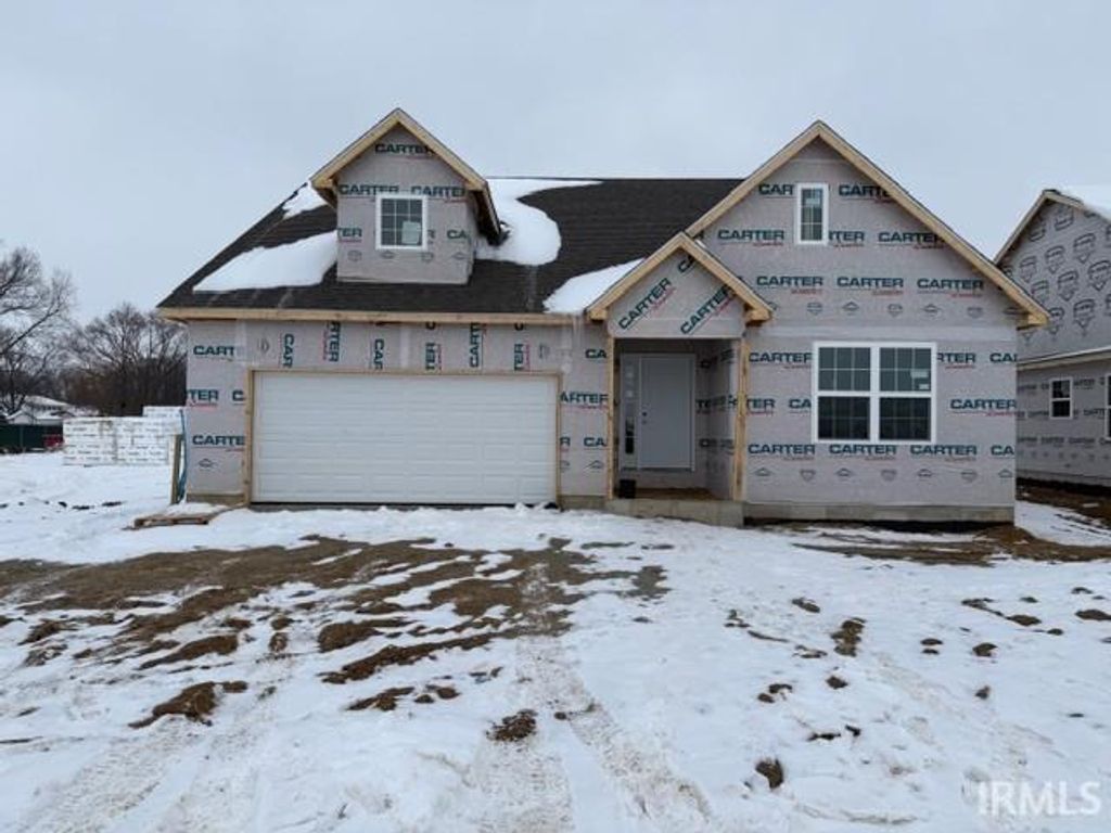 Photo of 330 Peace Tree Village Drive #5, Rochester, IN 46975 (MLS # 202607098)