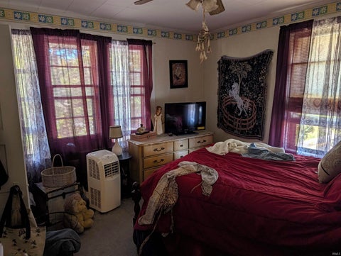Tiny photo for 346 S 1st Street, Decatur, IN 46733 (MLS # 202640449)
