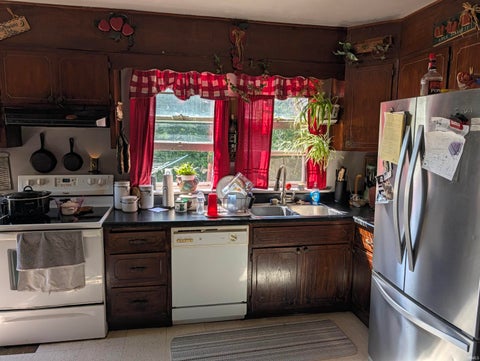 Tiny photo for 346 S 1st Street, Decatur, IN 46733 (MLS # 202640449)